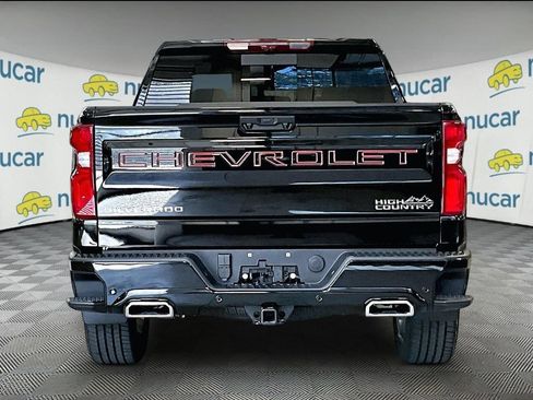 Used 2026 Chevrolet Silverado 1500 High Country AWD/4WD image 5