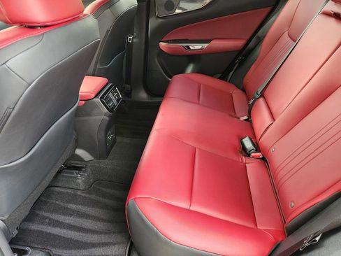 Used 2025 Lexus NX 250 FWD w/ Towing Package (2000 Lbs) image 30