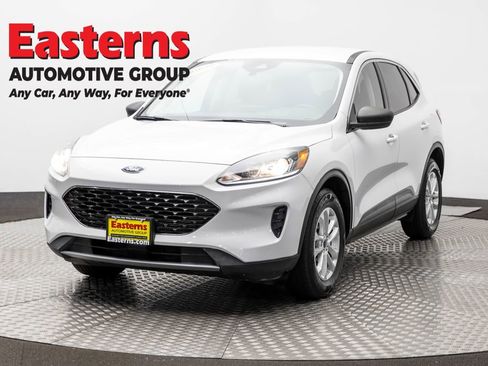Used 2022 Ford Escape SE w/ Convenience Package AWD/4WD image 1