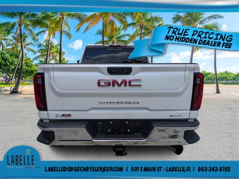 Used 2025 GMC Sierra 2500 SLT w/ SLT Premium Package AWD/4WD image 4