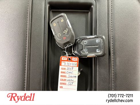 Used 2019 GMC Sierra 1500 SLT w/ SLT Premium Plus Package AWD/4WD image 21