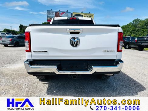 Used 2019 RAM 1500 Big Horn AWD/4WD image 4