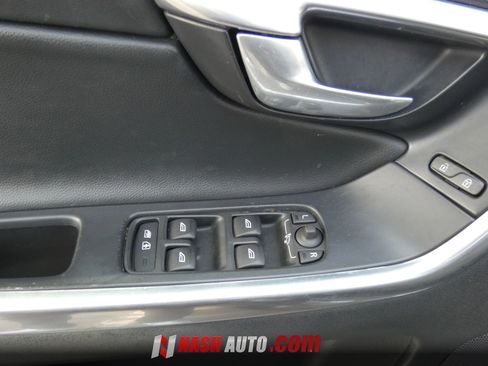 Used 2017 Volvo XC60 T5 Dynamic w/ Preferred Option Package FWD image 61