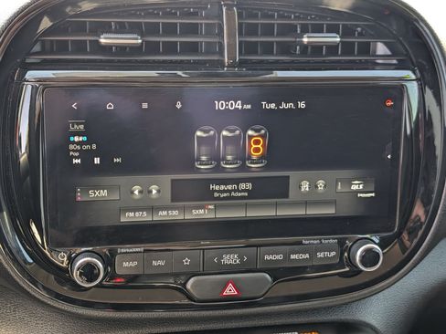 Used 2023 Kia Soul GT-Line w/ GT-Line Technology Package FWD image 17