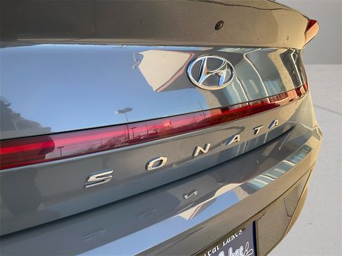 Certified 2023 Hyundai Sonata SEL w/ Cargo Package image 10