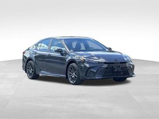 Used 2025 Toyota Camry SE w/ Multimedia Upgrade Package AWD/4WD 360° Tour