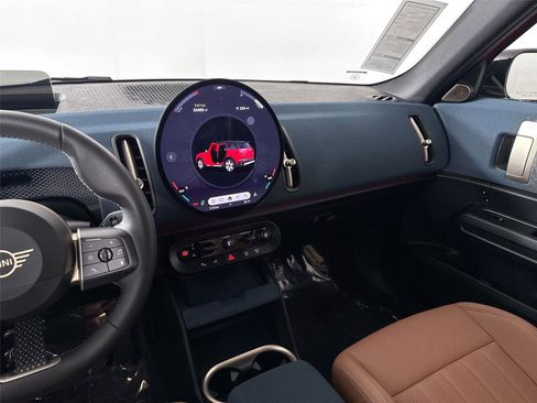 Used 2025 MINI Cooper Countryman S w/ Comfort Package Max image 36
