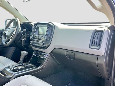 Used 2018 Chevrolet Colorado W/T w/ WT Convenience Package RWD image 26