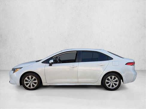 Used 2023 Toyota Corolla LE image 8