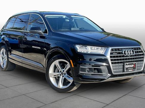 Used 2019 Audi Q7 3.0T Prestige AWD/4WD image 3