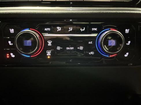 Used 2024 Chevrolet Silverado 3500 LTZ w/ LTZ Premium Package image 7