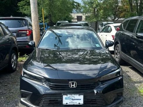 Used 2022 Honda Civic Sport image 1