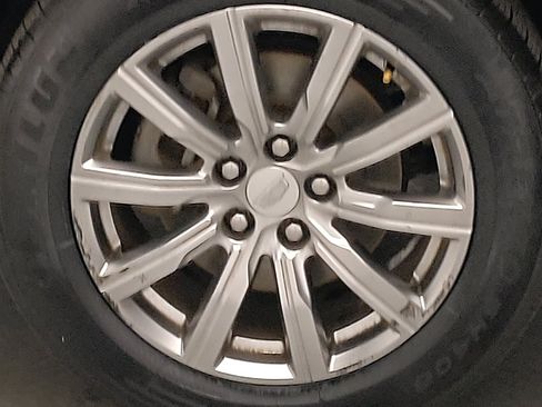 Used 2019 Cadillac XT4 Premium Luxury image 31