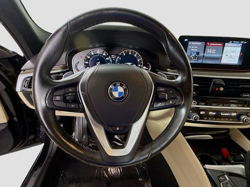 Used 2018 BMW 540i xDrive AWD/4WD image 13