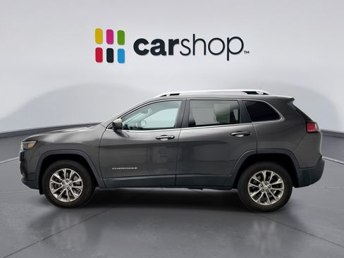 Used 2019 Jeep Cherokee Latitude Plus w/ Comfort/Convenience Group AWD/4WD image 2