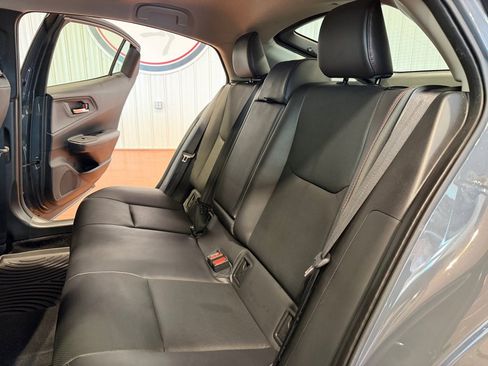 Used 2024 Toyota Prius Prime SE image 21