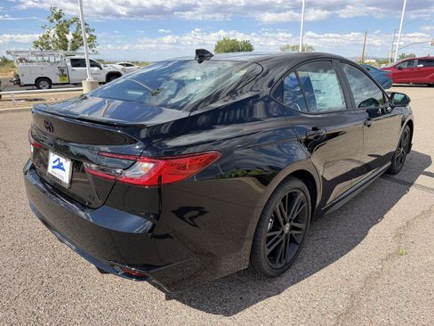 New 2026 Toyota Camry Hybrid AWD/4WD image 5