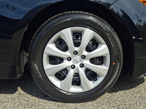 Certified 2024 Toyota Corolla LE FWD image 8