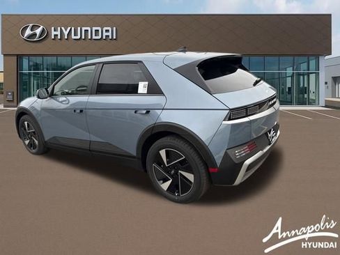 New 2026 Hyundai Ioniq 5 SEL image 3