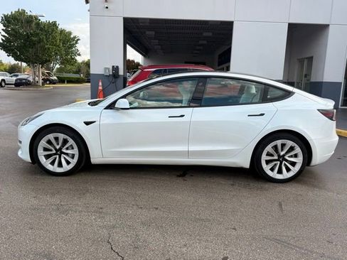 Used 2023 Tesla Model 3 Standard Range image 6
