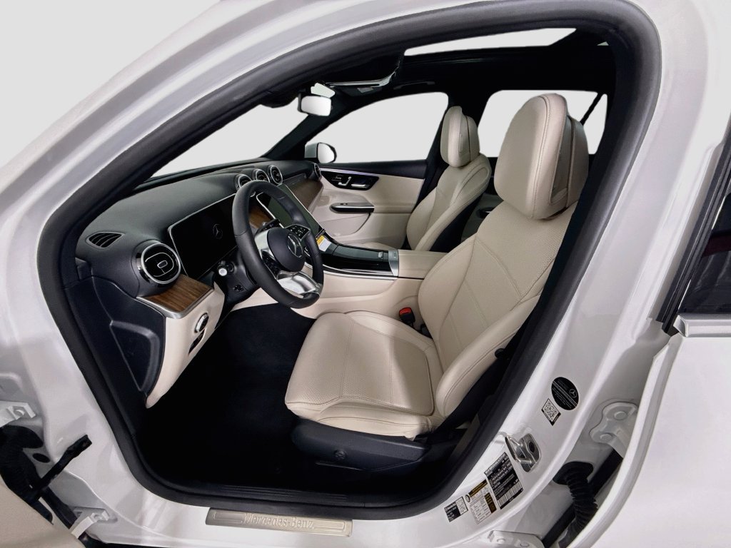 Certified 2026 Mercedes-Benz GLC 300 4MATIC image 19