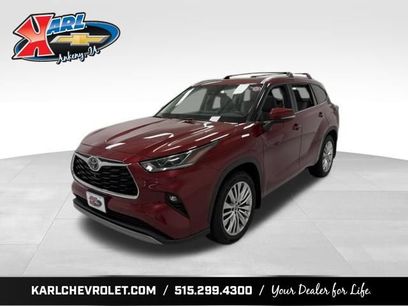 Used 2024 Toyota Highlander Platinum