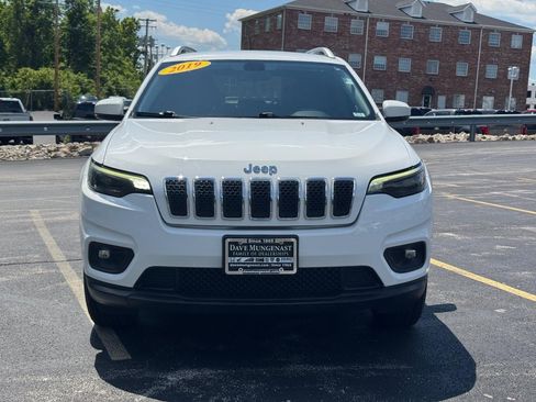 Used 2019 Jeep Cherokee Latitude w/ Popular Appearance Group AWD/4WD image 10