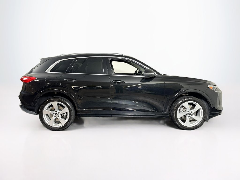 Used 2025 Audi Q5 Premium Plus w/ Premium Plus AWD/4WD image 6