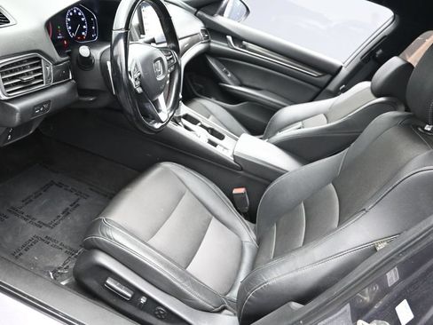 Used 2019 Honda Accord Sport image 16