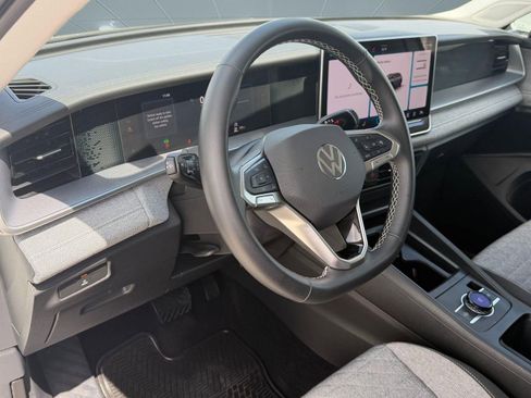 New 2025 Volkswagen Tiguan S FWD image 4