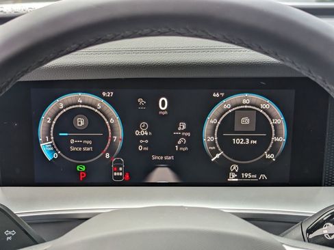 New 2026 Volkswagen Tiguan SE R-Line AWD/4WD image 14