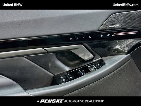 Certified 2026 BMW 530i RWD image 10