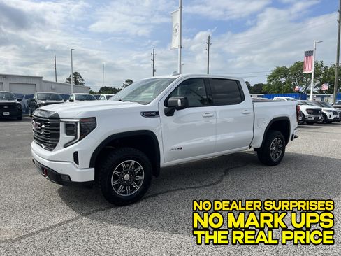 Used 2025 GMC Sierra 1500 AT4 AWD/4WD image 6