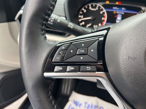 Used 2020 Nissan Altima 2.5 SV image 14