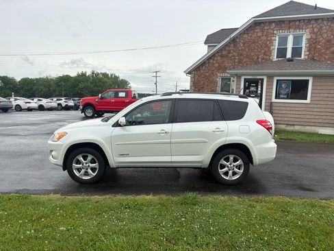 Used 2010 Toyota RAV4 Limited FWD image 2