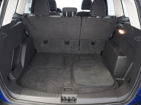 Used 2017 Ford Escape SE AWD/4WD image 32