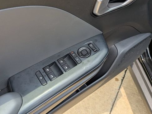 Used 2025 Kia K4 FWD image 8