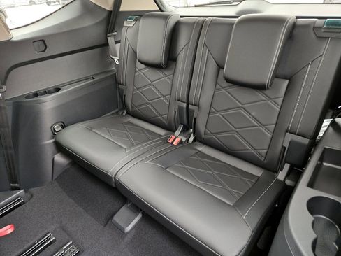 New 2026 Volkswagen Atlas SE image 18