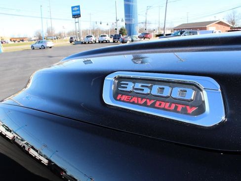 Used 2022 RAM 3500 Laramie image 12