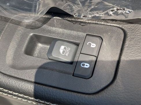 New 2026 RAM 2500 Big Horn AWD/4WD image 31