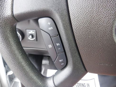 Used 2023 GMC Savana 2500 w/ Driver Convenience Package image 17