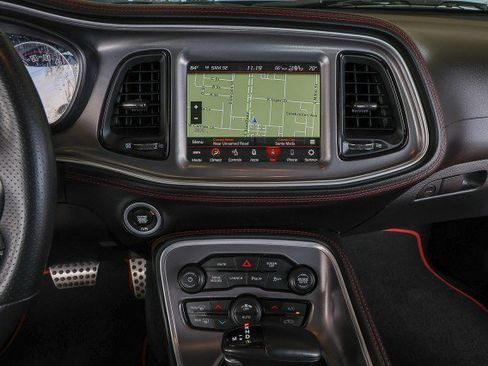 Used 2022 Dodge Challenger R/T Scat Pack RWD image 15
