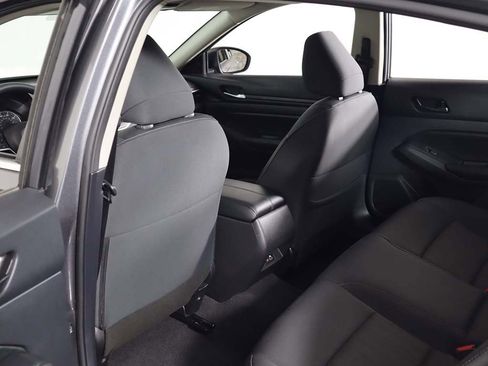 Used 2024 Nissan Altima 2.5 SV image 26