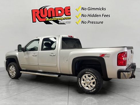 Used 2014 Chevrolet Silverado 3500 LTZ w/ LTZ Plus Package AWD/4WD image 4