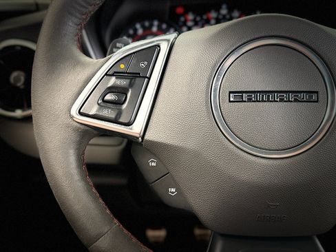 Used 2018 Chevrolet Camaro ZL1 RWD image 20