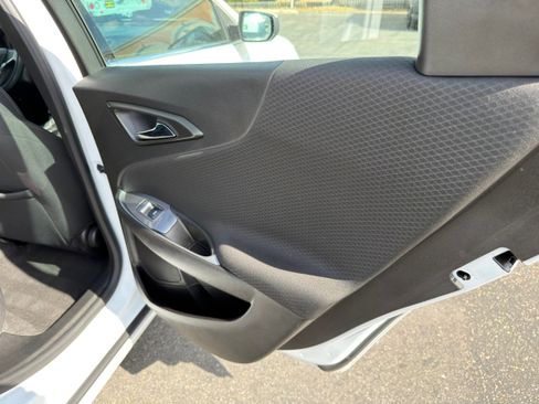 Used 2024 Chevrolet Malibu LT image 13