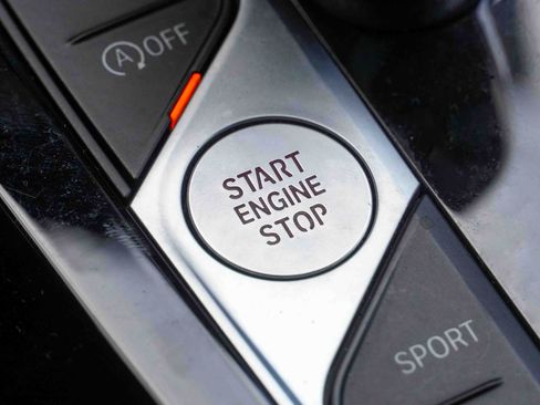 Certified 2024 BMW X3 sDrive30i w/ Premium Package image 18