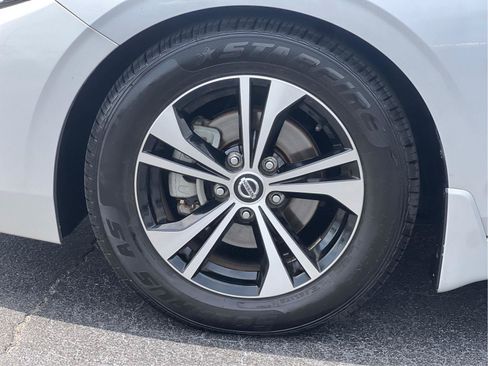 Used 2021 Nissan Sentra SV FWD image 27