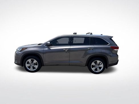 Used 2019 Toyota Highlander Limited AWD/4WD image 8