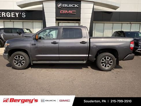 Used 2020 Toyota Tundra SR5 w/ TRD Off-Road Package AWD/4WD image 12